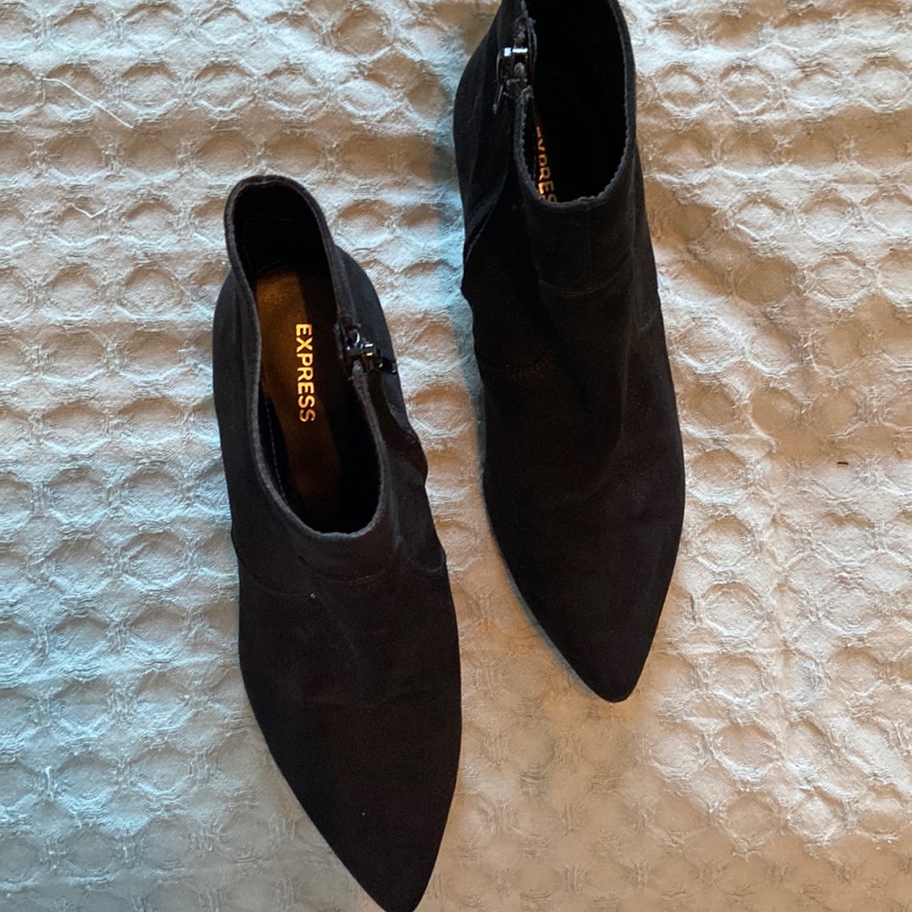 Low classy heels